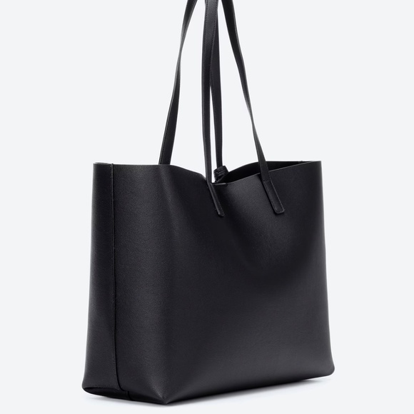 Saint Laurent East West Black Leather Tote - Picture 4 of 13